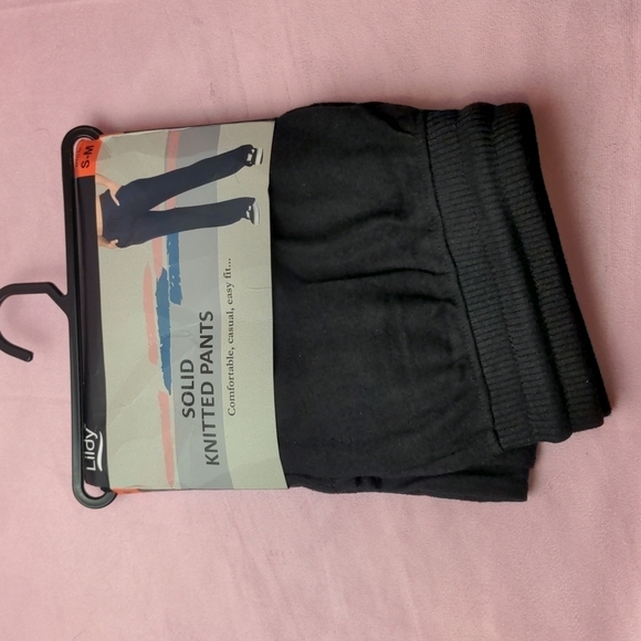 Lildy Black Solid Knitted Lounge Pants with Pockets - Picture 1 of 4